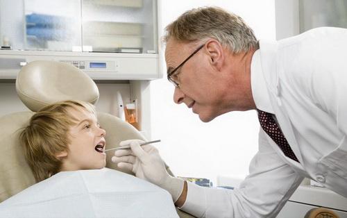 太糾結！寶寶要看牙，但又害怕牙醫怎麼辦？